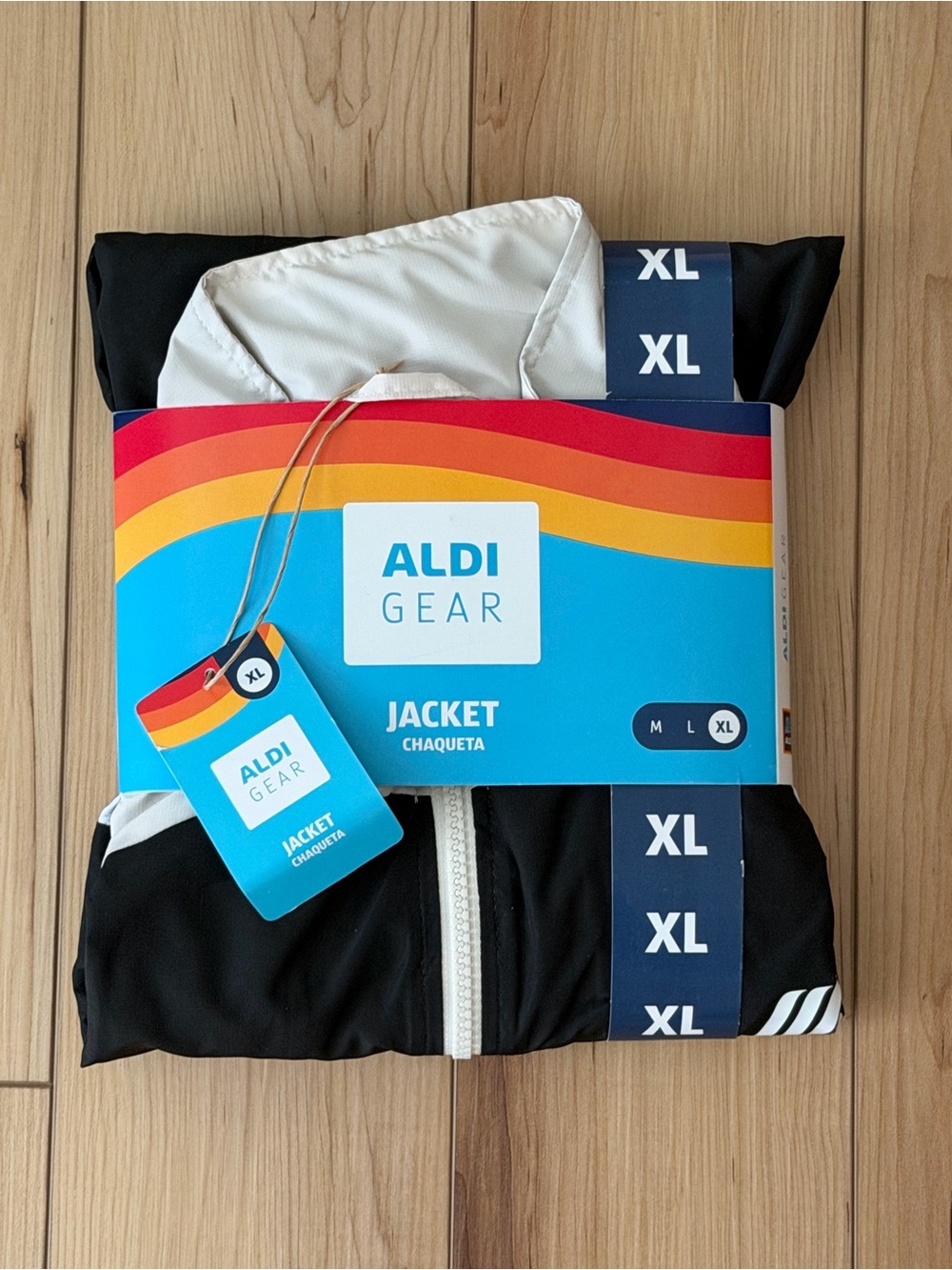 ALDI GEAR XL Black and White Jacket